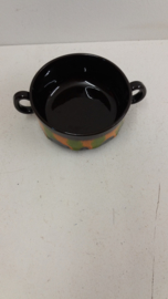 Bruine soepkom met oranje en groen /  Brown soup bowl with orange and green