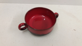 Rood bruine soepkom met oortjes /  Red brown soup bowl with handles