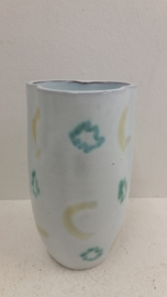Hannie Mein ? vaas wit 15 cm. / Hannie Mein ? vase in white 5.9 inch.