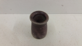 J vaasje in paars grijs  4 cm. / Little J vase in purple gray 1.57 inch