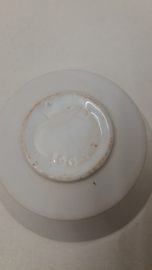 Mooie schaal gemerkt H v D en 390-1 / Nice bowl marked H v D and 390-1