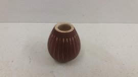 Sawa? klein vaasje in bruin met witte lijnen / Sawa? little vase in brown with white lines