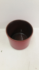 Rode bloempot in nummer 2119 maat 2 / Red planter in number 2119 size 2