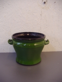 Speck Groen met oortjes 10 x 13 cm. / Green with handles 3.9 x 5.1 inch.