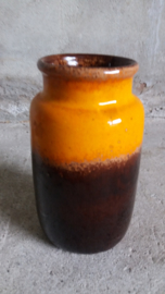 Scheurich kleine vaas in bruin nr. 231-15/ Little vase in brown nr. 231-15