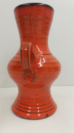 Zware oranje kan van Speck potterie?  / Heavy orange jug by Speck pottery?