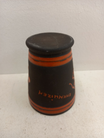 Mooi vaasje met een rood Enkhuizen / Nice vase with a red Enkhuizen