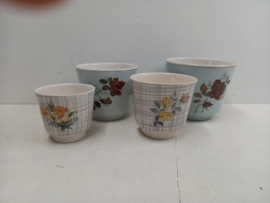Frankton witte bloempot met messing rand / Frankton white flower pot with brass rim