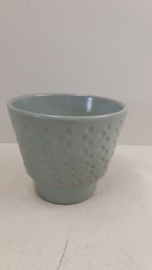 2 Mooie bloempotten in nummer 2117 / 2 Nice planters in number 2117