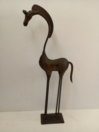 2 koperen paarden 69.5 cm. / 2 copper horses 27.36 inch.