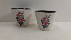 Set bloempotten in wit roze rozen / Set planters in white with pink roses