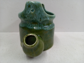 Hangpot groen in theepot model / Hanging planter green teapot model