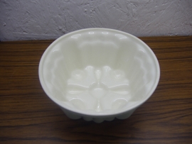 Puddingvorm in mint 16.5 cm. / Pudding mold in mint 6.5 inch.
