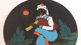 Tunesisch wandbord met man 27 cm. / Tunisian wall plate with man 10.6 inch.