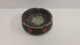 Strehla asbak met fatlava en oranje / Strehla ashtray with fatlava and orange