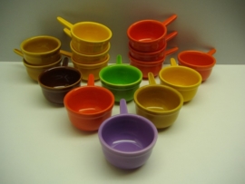 Sauskommetje met steeltje Oranje / Little sauce bowl with a handle Orange