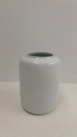West-raven klein vaasje in wit nr. 922 / West-raven small vase in white nr. 922