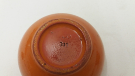 Setje asbakken in oranje glazuur  / Set ashtrays in orange glace