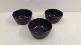 Setje paarse schaaltjes 7.5 cm. / Set purple bowls 2.9 inch.