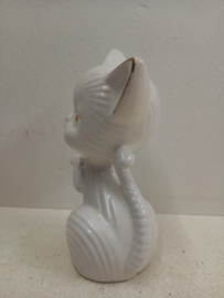 Mooi keramiek wit poesje 19 cm. / Beautiful ceramic white cat 7.48 inch.