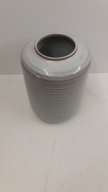 West-raven vaas in grijs nr. 924  / West-raven vase in gray nr. 924
