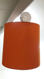 Oranje lamp met stoffen kap / Orange lamp with fabric shade