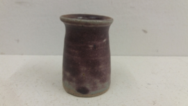 J vaasje in paars grijs  4 cm. / Little J vase in purple gray 1.57 inch