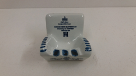 Set 7 stoeltjes asbakken Delfts blauw / Set 7 chair ashtrays Delfts blue