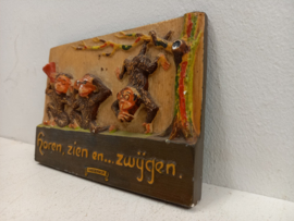 Spreukentegeltje  " Horen zien zwijgen "