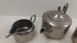 Theesetje CK edeltin Tiel Holland / Tea set CK noble tin Tiel Holland