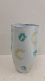 Hannie Mein ? vaas wit 15 cm. / Hannie Mein ? vase in white 5.9 inch.