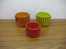 Setje kleine schaaltjes 3 kleuren / Set little bowls 3 colors