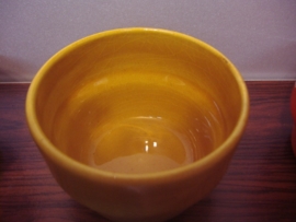 Sauskommetjes in diverse kleuren / Sauce bowls in divers colors