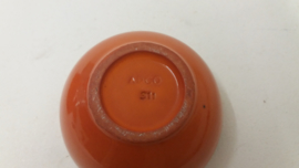 Setje asbakken in oranje 311 en 312 / Set ashtrays in orange 311 and 312