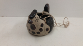 Hangpot in kip model / Hanging planter in chicken model