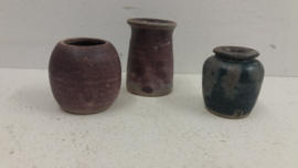 J vaasje in paars grijs  4 cm. / Little J vase in purple gray 1.57 inch