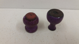 Kleine paarse vaasjes fatlava 4 en 3  cm. / Small purple vases fatlava 1.57 and  1.18inch.
