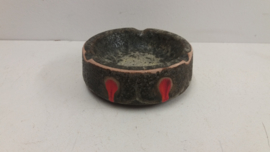Strehla asbak met fatlava en oranje / Strehla ashtray with fatlava and orange