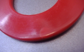 Retro klerenhanger in rood plastic / Retro clothes hanger in red plastics