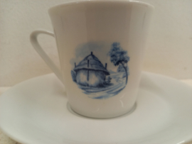 Bavaria kop en schotel met schapen afbeelding / Bavaria cup and saucer with sheep image