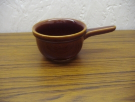Sauskommetjes met steeltje bruin / Sauce bowls with a handle brown