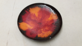 Grote schaal rood gevlamd 27.5 cm. / Large bowl flamed red 10.8 inch