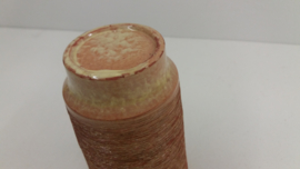 Vaas in geel geborstelde uitvoering 1075 / Vase in yellow with brushed execution 1075