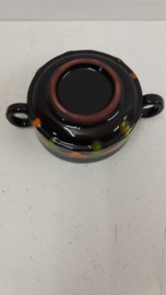 Bruine soepkom met oranje en groen /  Brown soup bowl with orange and green