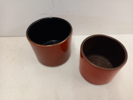 Set rode bloempotten in nummer 2119 / Set red planters in number 2119