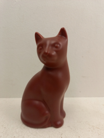 Rode poes 16 centimeter. / Red pussycat 6.29 inch.