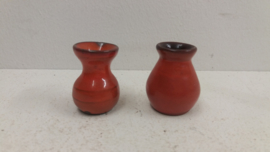 Kleine paarse vaasjes fatlava 4 en 3  cm. / Small purple vases fatlava 1.57 and  1.18inch.