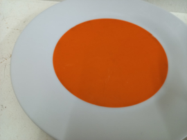 Mooie set borden wit met oranje 6 x /  Nice set of plates white with orange 6 x