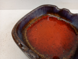Scheurich 139-14 Asbak in bruin met rood / 139-14 ashtray in brown with red