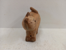 Mooi bruin poesje 10 cm. / Nice brown pussy 3.9 inch.